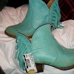 Women's boots